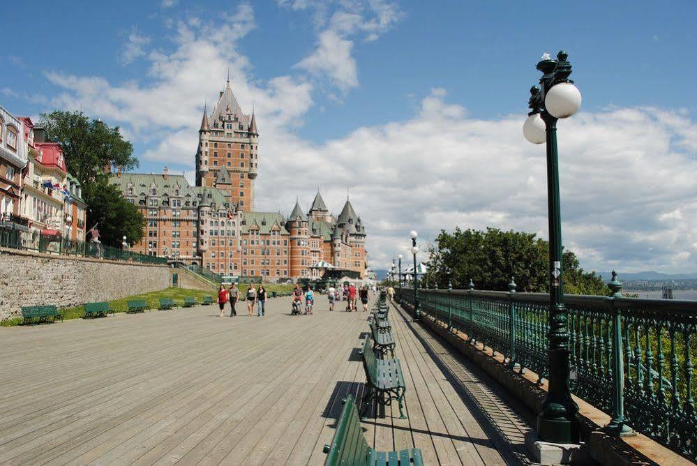 Hotel Acadia Quebec City Exterior photo